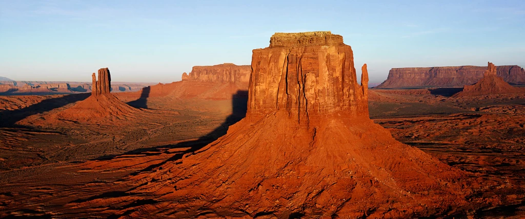 لباس قرمز رنگ  آتش نشانی